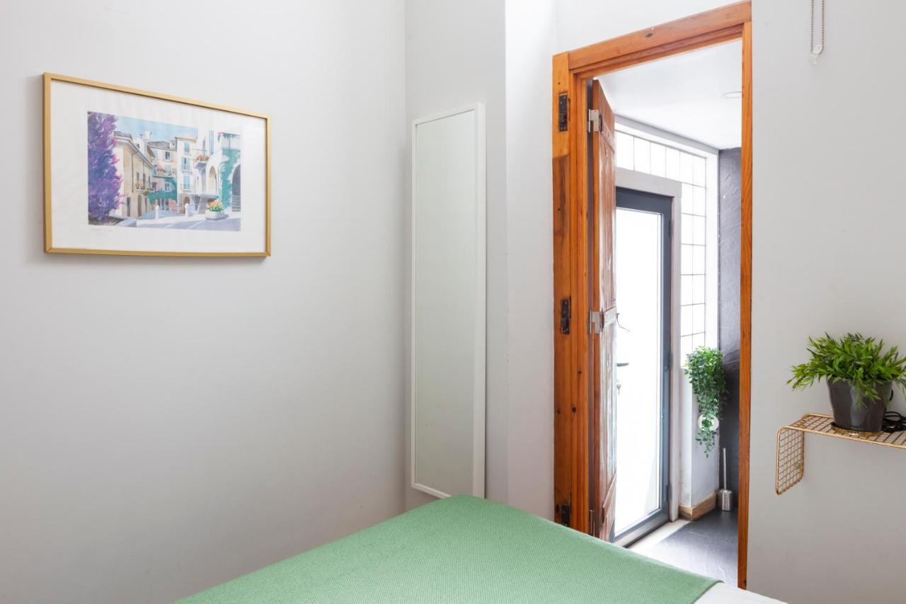Alfama Terrace Apartment With Authentic XVIII Tiles And Historic Notes 3 Bedrooms & 2 Bathrooms Ac Lissabon Buitenkant foto