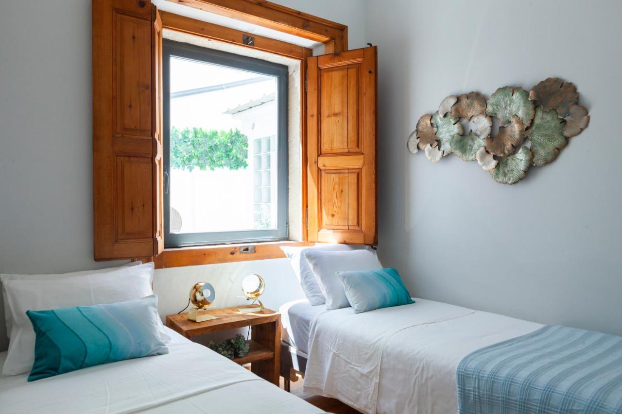 Alfama Terrace Apartment With Authentic XVIII Tiles And Historic Notes 3 Bedrooms & 2 Bathrooms Ac Lissabon Buitenkant foto